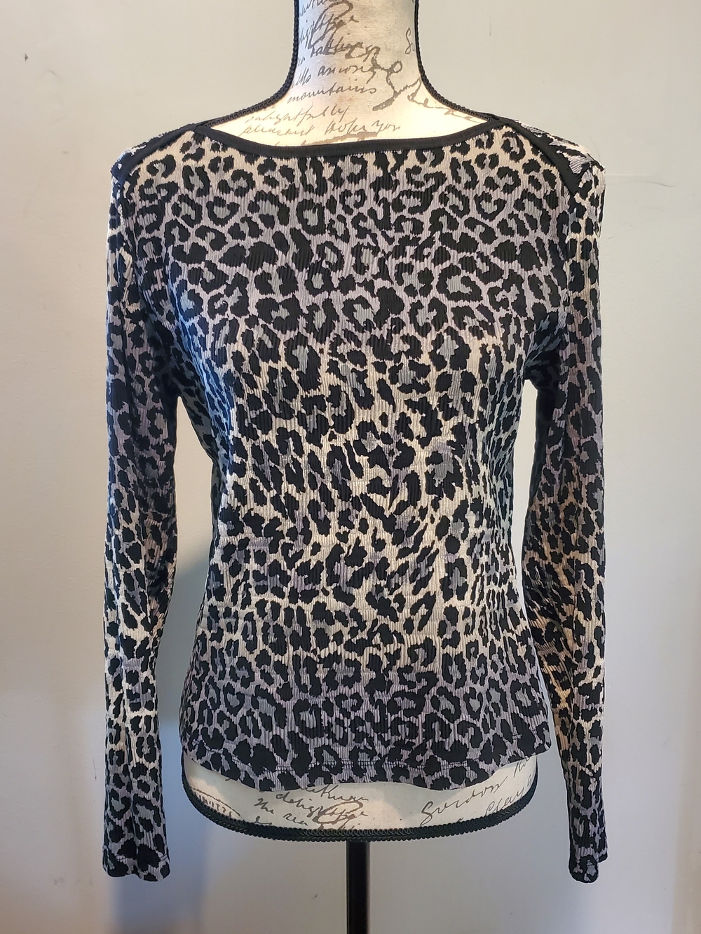 Vintage 90's Tess Leopard Print Plisse Crinkle Pleated Top Size Medium